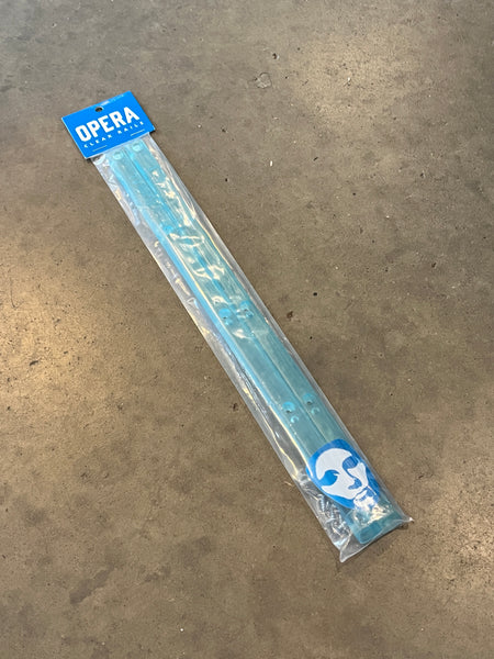OPERA - ICE BLUE CLEARS RAILS